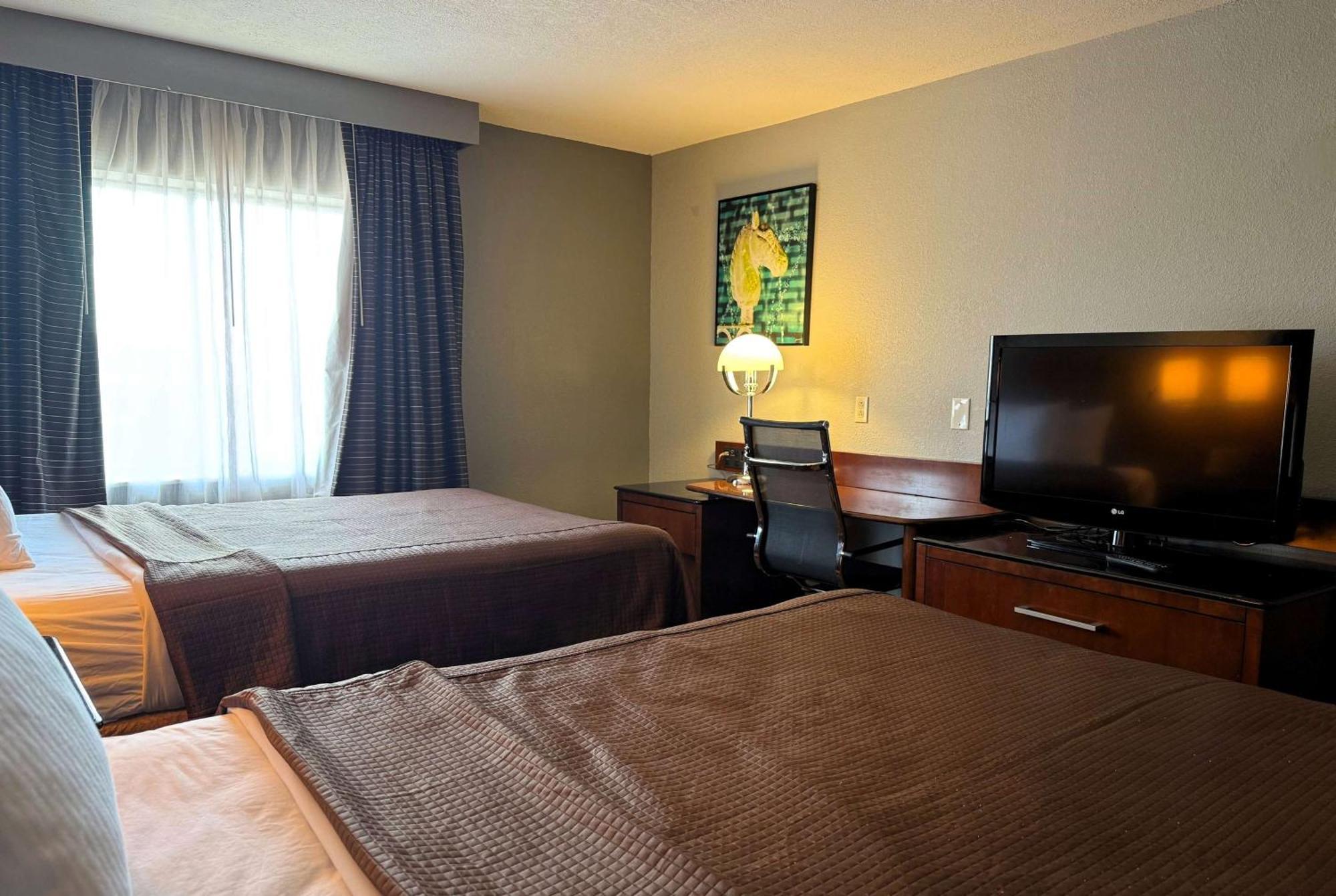Travelodge by Wyndham Bloomington Eksteriør billede